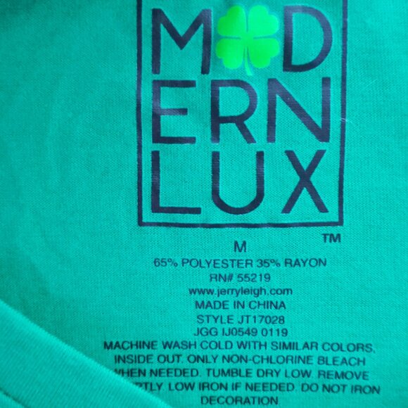 Modern Lux Irish T-shirt women's size M green with gold reversible sequence - Picture 5 of 8